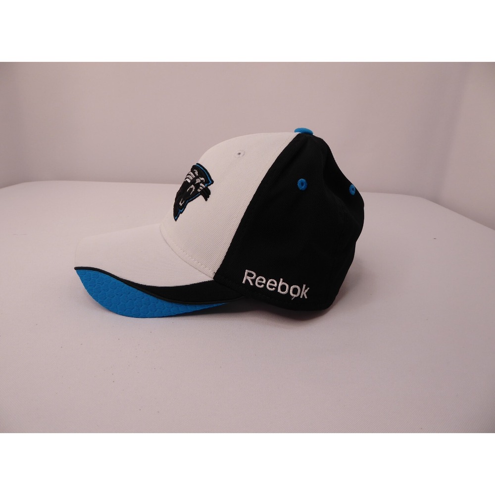 Carolina Panthers NFL Onefield Reebok Fitted Baseball Hat Cap Size S/M - Picture 2 of 5